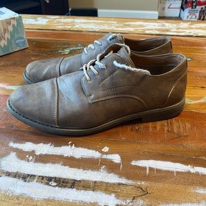 Brown dress shoes